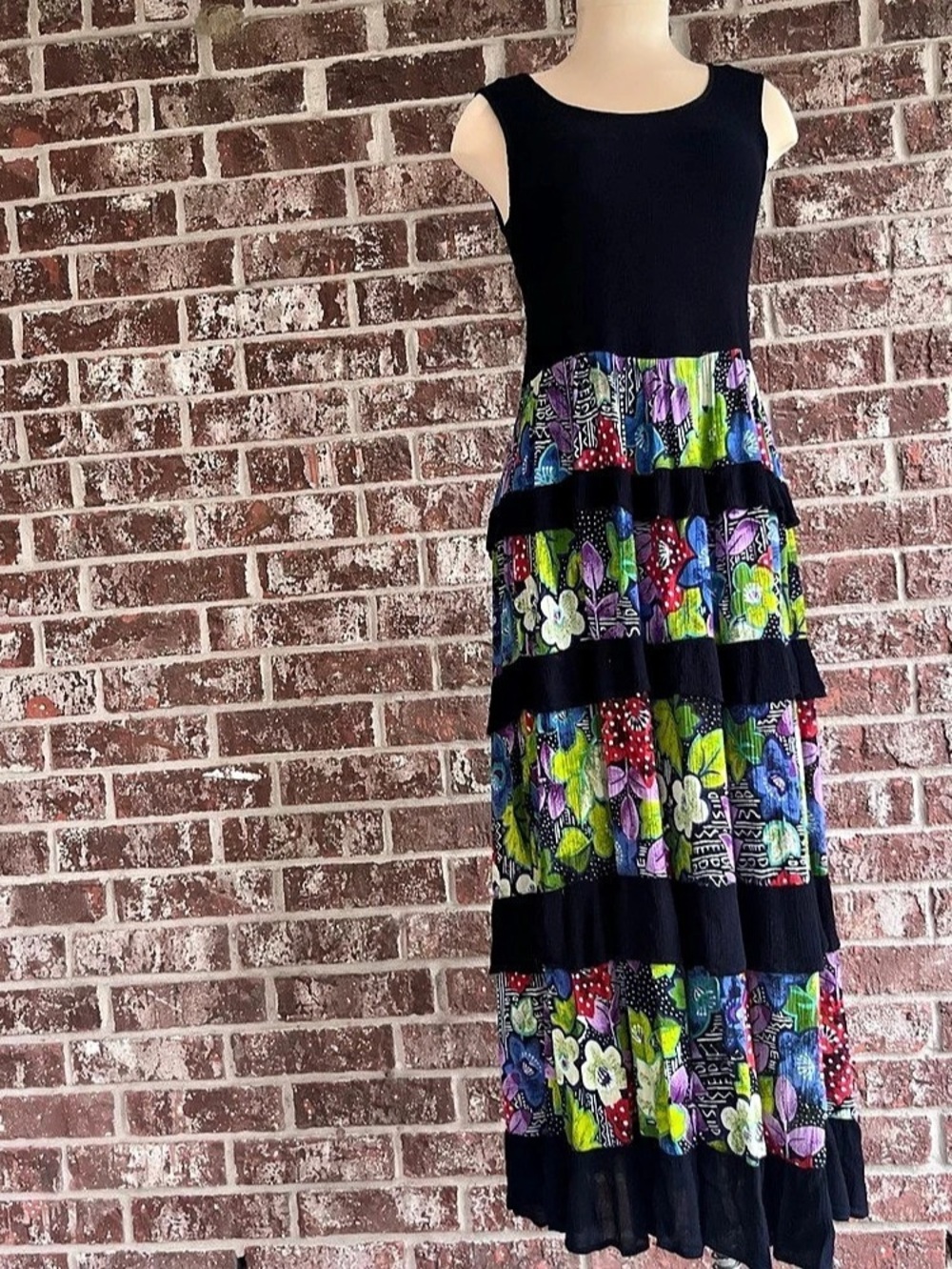 vintage Erika Taylor Sport floral maxi dress Sz Medium